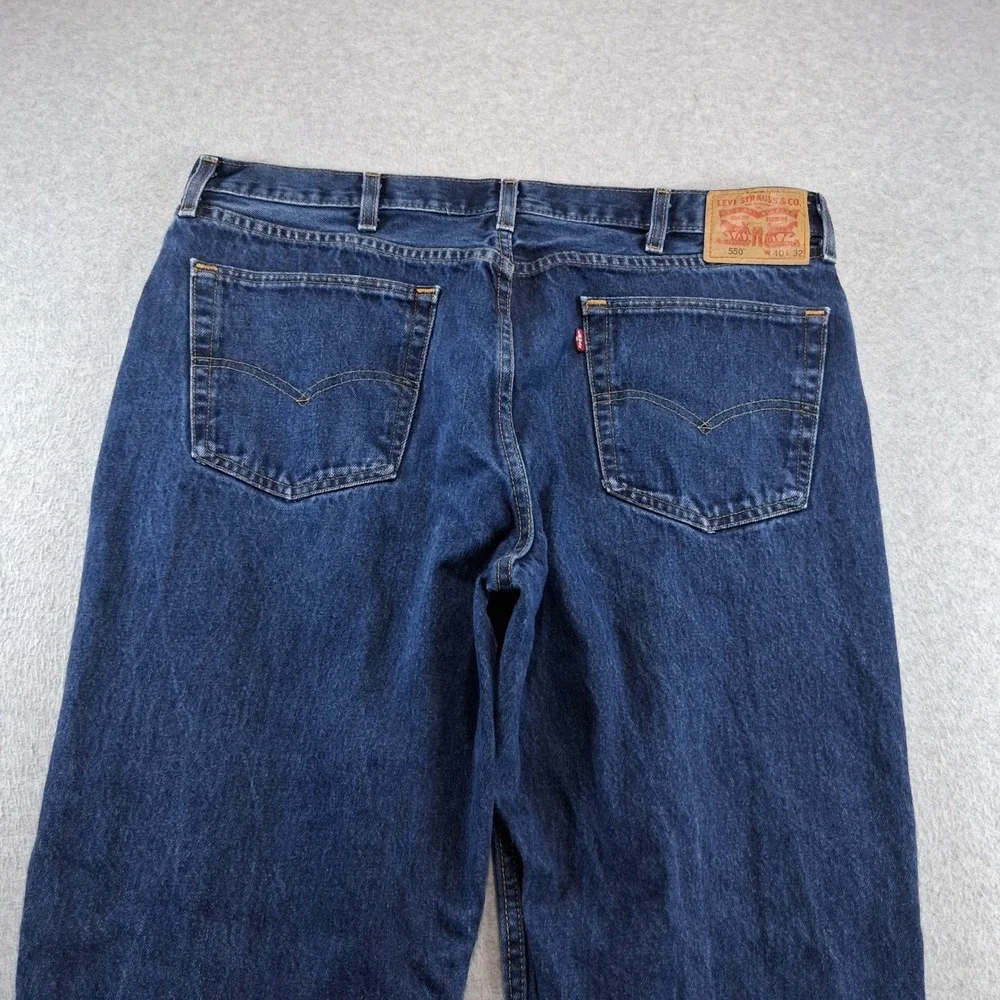 Levi's 550 Relaxed Fit Jeans Mens 40x32 Dark Indigo Blue Denim